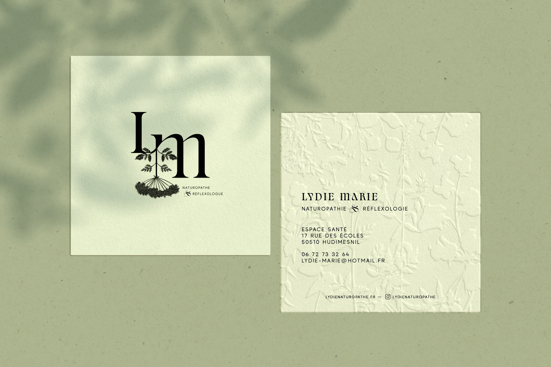 Identité visuelle de Lydie Marie : projet de conception graphique en Normandie, activité professionnelle de naturopathie et réflexologie. Création logo, charte graphique et supports de communication.